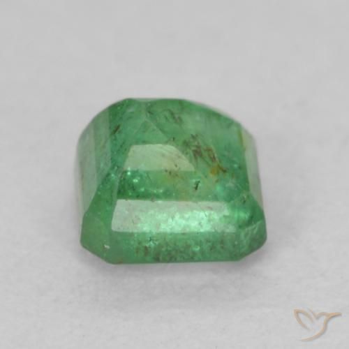 Smeraldo Verde medio naturale da 0.34 ct, Ottagonale / Taglio smeraldo, SI
