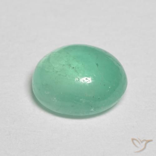 Smeraldo Verde Pistacchio naturale da 0.88 ct, Ovale, Traslucido