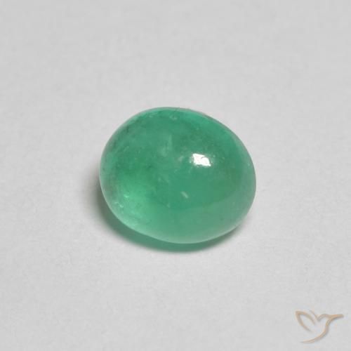 Smeraldo Verde chiaro naturale da 0.68 ct, Ovale, Traslucido