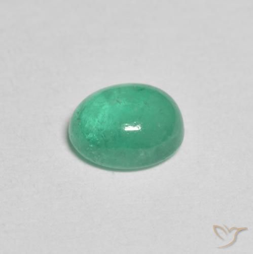 Smeraldo Verde chiaro naturale da 0.68 ct, Ovale, Traslucido