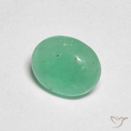 Smeraldo verde felce naturale da 0.83 ct, Ovale, Traslucido
