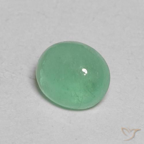 Smeraldo Menta verde naturale da 0.64 ct, Ovale, Traslucido