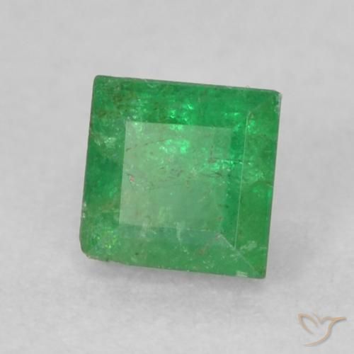 Smeraldo Verde medio naturale da 0.23 ct, Quadrato, I1
