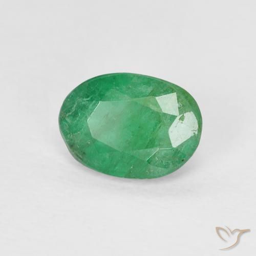 Smeraldo Verde chiaro medio naturale da 0.74 ct, Ovale, VS-SI