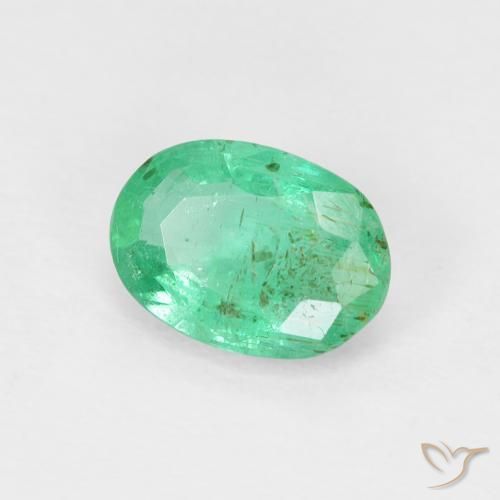 Smeraldo Verde medio naturale da 0.76 ct, Ovale, VS-SI