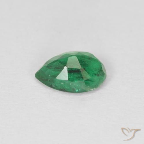 Smeraldo Verde foresta naturale da 0.46 ct, Forma a pera, SI