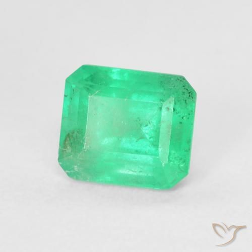 Smeraldo Verde brillante naturale da 0.63 ct, Taglio smeraldo, VS-SI