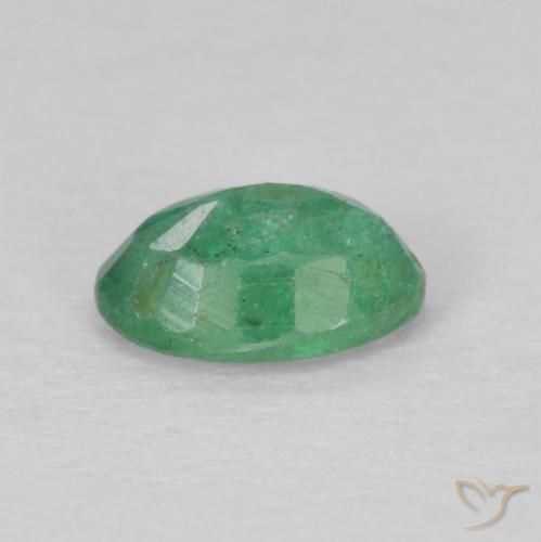 Smeraldo Verde chiaro medio naturale da 0.31 ct, Ovale, VS
