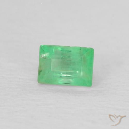 Smeraldo Verde medio naturale da 0.21 ct, Taglio a baguette, SI-I1