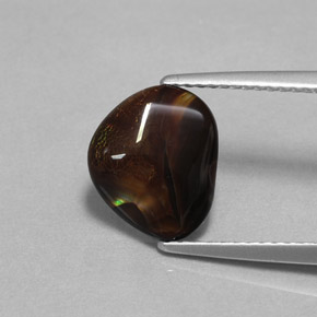 Agata di fuoco naturale multicolore da 1,80 ct, forma fantasia, opaco