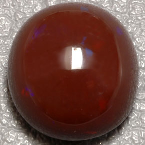 Opale di fuoco naturale multicolore da 10,31 ct, taglio ovale, opaco