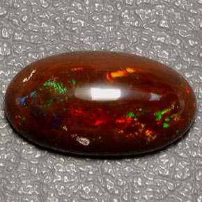 Opale di fuoco naturale multicolore da 5,06 ct, taglio ovale, opaco