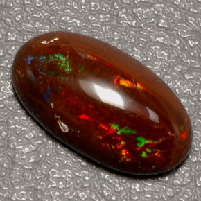 Opale di fuoco naturale multicolore da 5,06 ct, taglio ovale, opaco