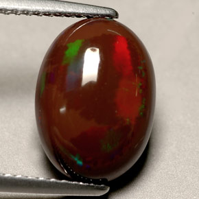 Opale di fuoco naturale multicolore da 3,60 ct, taglio ovale, opaco