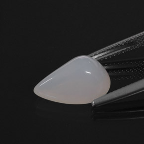 Opale di fuoco naturale bianco da 4,13 ct, taglio a pera, traslucido