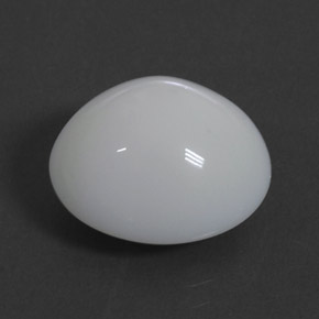 Opale di fuoco naturale bianco da 7,70 ct, taglio a cuscino, opaco