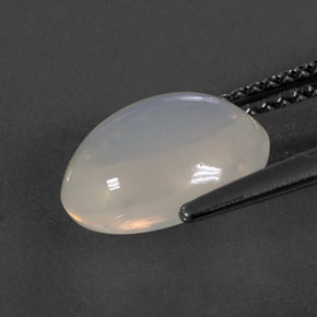 Opale di fuoco naturale bianco da 2,24 ct, taglio ovale, trasparente