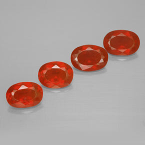 Gemme di Opale di fuoco Rosso medio naturale da 2.77 ct, Taglio ovale, Trasparente