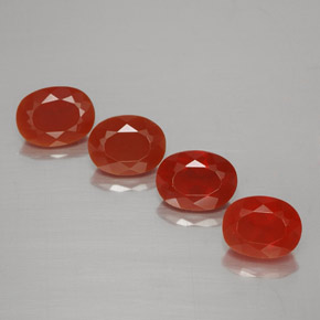 Opale di fuoco naturale arancione da 2,88 ct, taglio ovale, trasparente