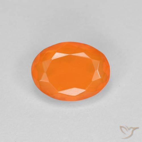 0.67ct Naturale Arancione rossastra Opale di fuoco, Ovale, Traslucido
