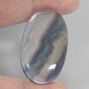 Fluorite naturale multicolore da 63,19 ct, taglio ovale, trasparente