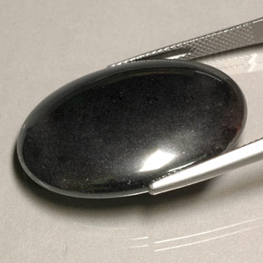 Ematite naturale grigio da 55,74 ct, taglio ovale, opaco