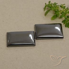 Gemme di Ematite Grigio medio naturale da 44.80 ct, Taglio a baguette, Opaco