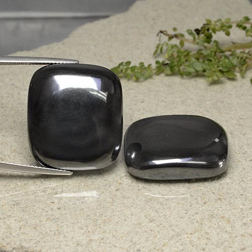 Ematite naturale grigio da 117,62 ct, taglio a cuscino, opaco