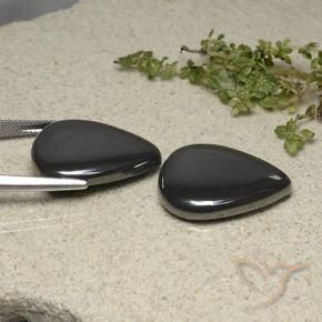 Gemme di Ematite Grigio nero naturale da 58.28 ct, Forma a pera, Opaco