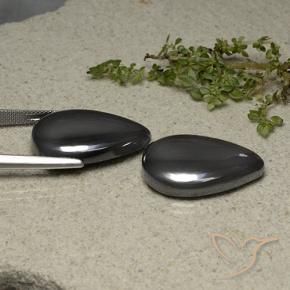 Gemme di Ematite Grigio nero naturale da 60.34 ct, Forma a pera, Opaco
