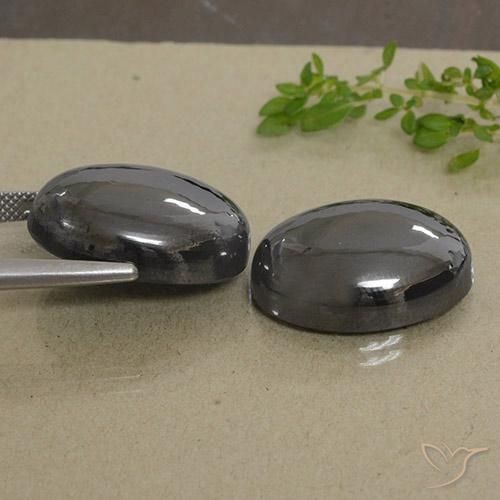 Gemme di Ematite Grigio medio naturale da 69.94 ct, Ovale, Opaco