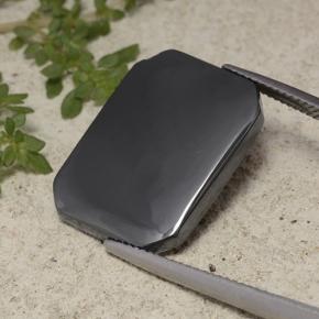 Ematite Grigio nero naturale da 19.27 ct, Taglio smeraldo, Opaco
