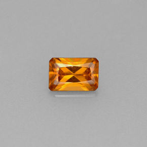 Granato essonite naturale arancione da 0,61 ct, taglio smeraldo, VS