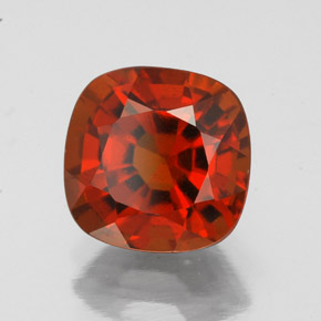 Granato essonite naturale arancione da 2,61 ct, taglio a cuscino, VS
