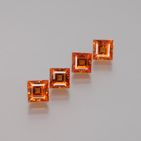 Granato essonite naturale arancione da 1,46 ct, quadrato, VS