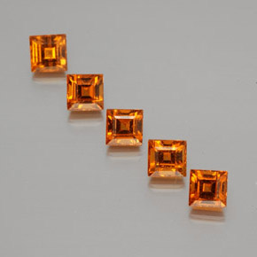 Granato essonite naturale arancione da 1,80 ct, quadrato, VS