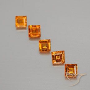 Gemme di Granato hessonite Arancio giallastro naturale da 1.34 ct, Quadrato, VS