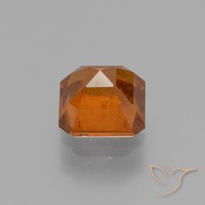 Granato hessonite Arancio Medio naturale da 1.81 ct, Ottagonale / Taglio smeraldo, VS