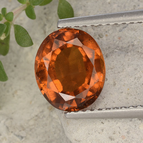 Granato essonite naturale arancione da 2,79 ct, taglio ovale, VS