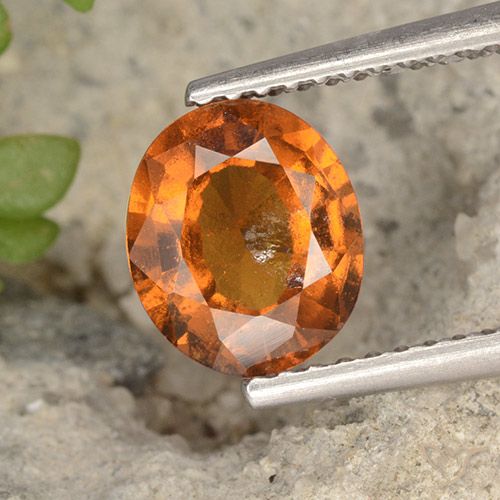 1.81ct Naturale Arancio medio-scuro Granato hessonite, Ovale, VS