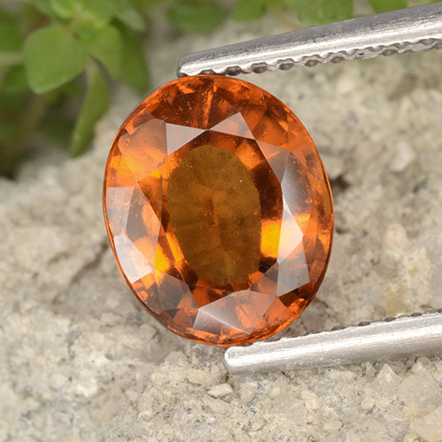 Granato essonite naturale arancione da 2,36 ct, taglio ovale, VVS-VS