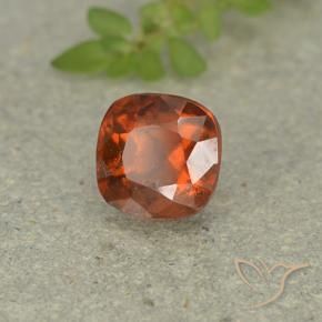 Granato hessonite Arancio Medio naturale da 1.92 ct, Cuscino, VS