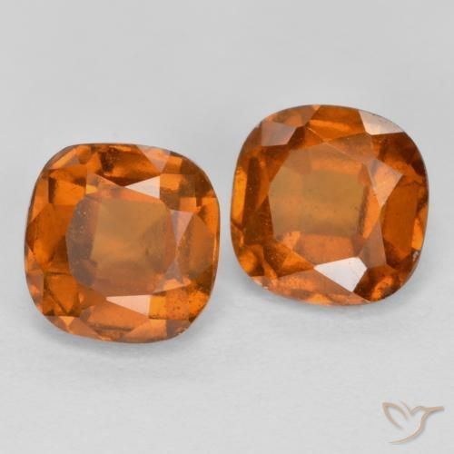 Gemme di Granato hessonite Arancio medio-scuro naturale da 2.46 ct, Cuscino, VS-SI