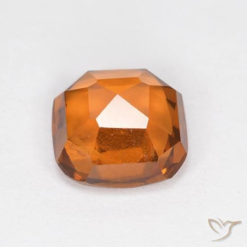 Granato hessonite Arancio medio-scuro naturale da 1.69 ct, Cuscino, VVS-VS