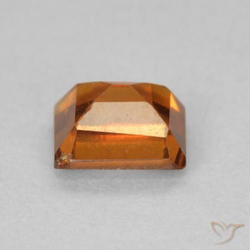 Granato hessonite Arancio Medio naturale da 0.66 ct, Taglio a baguette, VS