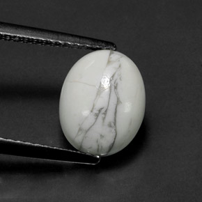 Howlite naturale bianco da 2,69 ct, taglio ovale, opaco