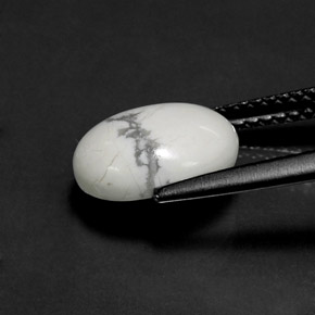 Howlite naturale bianco da 2,55 ct, taglio ovale, opaco