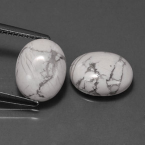 Howlite naturale bianco da  ct, taglio ovale, opaco