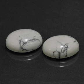 Howlite naturale bianco da  ct, taglio ovale, opaco