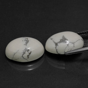 Howlite naturale bianco da  ct, taglio ovale, opaco